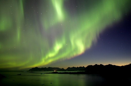 Wikipedia Commons Northern_Lights,_Greenland